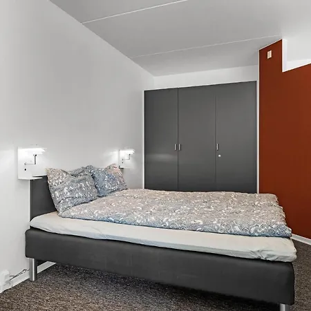 Bad, Lejl, 8 Apartment *